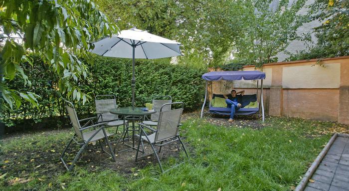 Buzz Hostel 萨格勒布 外观 照片